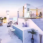 Seaside In Apartment
